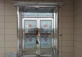 不銹鋼門清潔保養(yǎng)指南 304不銹鋼防盜門的清洗方法與注意事項